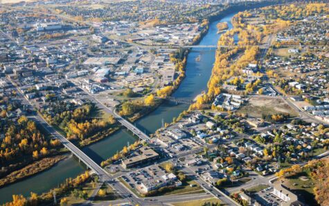 Long distance moving services to move fron Calgary to Red Deer