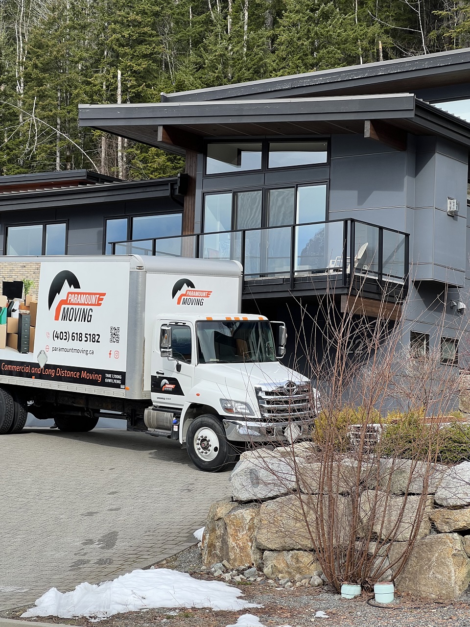 North Vancouver moving company