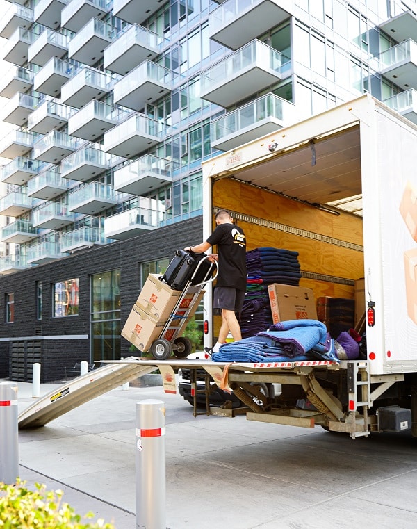 North Vancouver movers