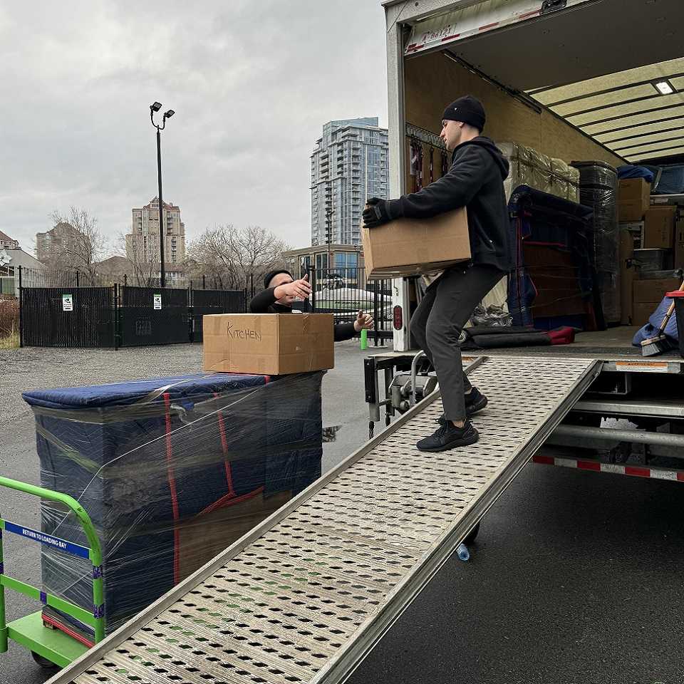 Furniture moving company in Victoria