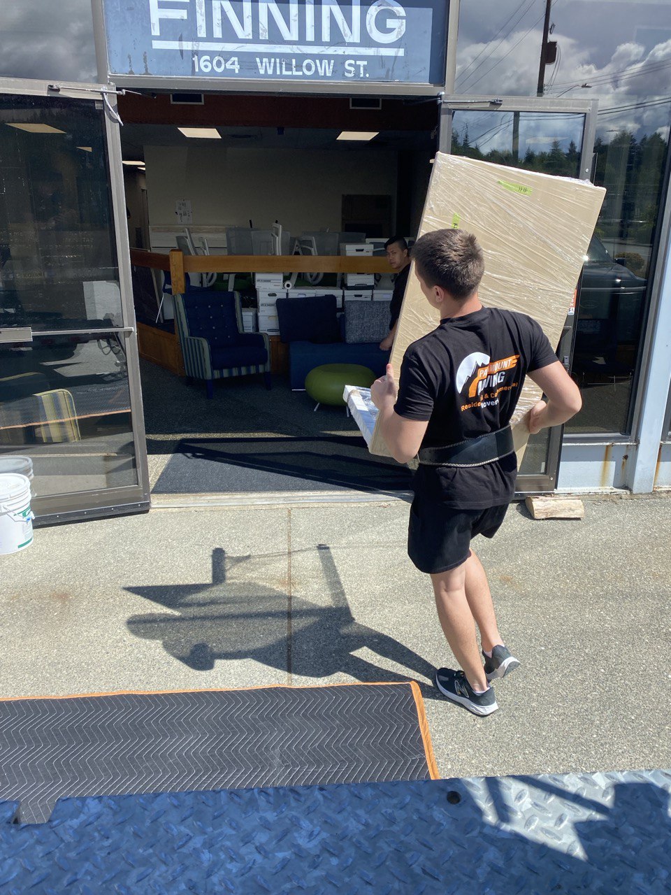 Corporate moving company Victoria