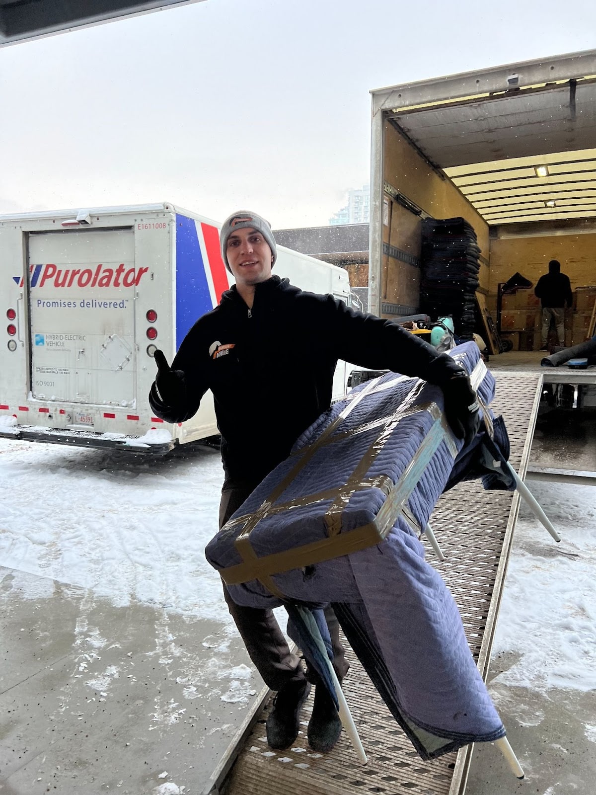 Alberta to Saskatchewan movers Paramount Moving