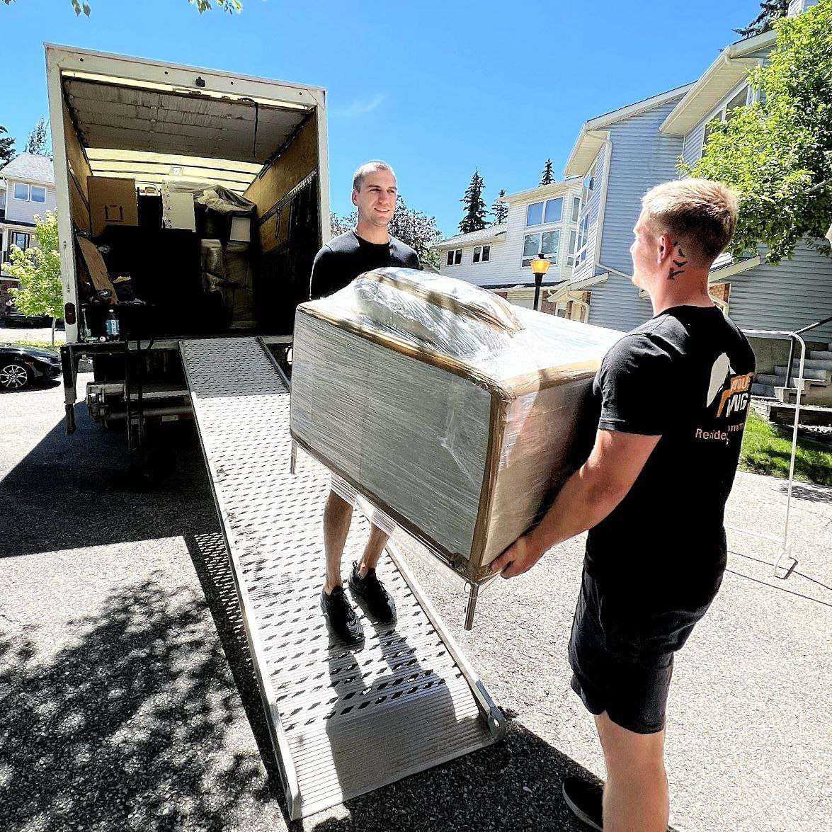 Packing of furniture for transportation