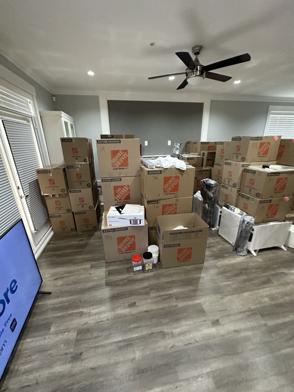 Hiring Movers vs. Moving Yourself