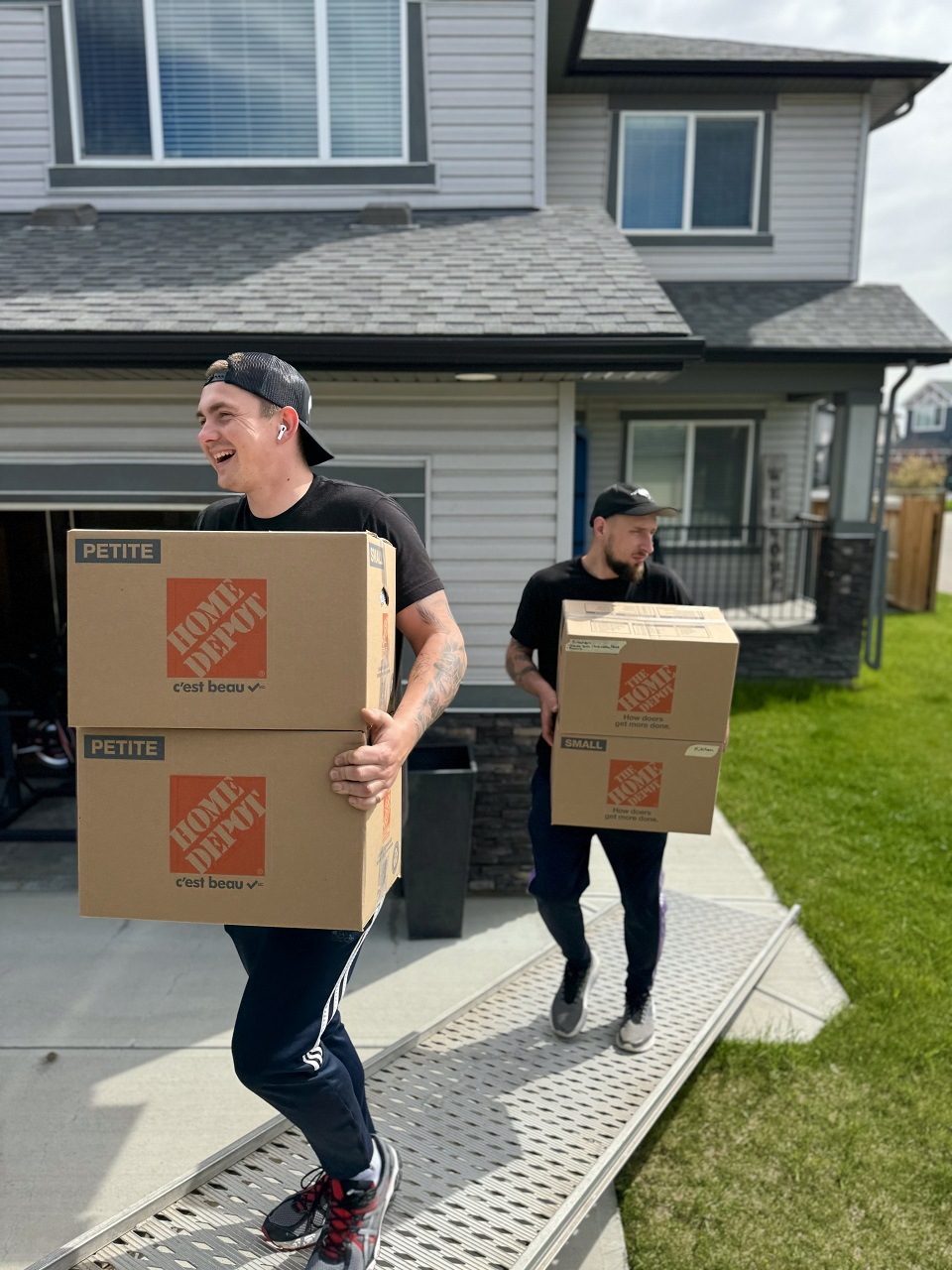 Alberta to Saskatchewan moving company 